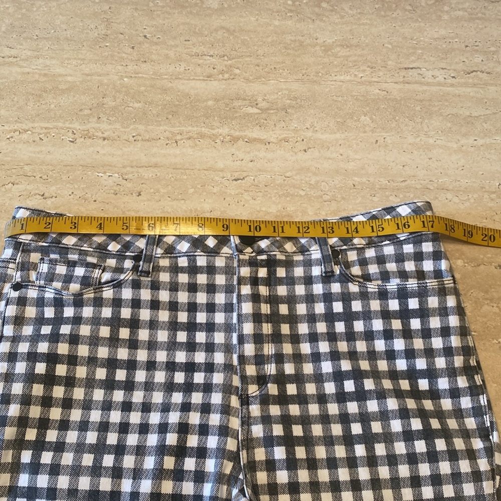 NWOT Paige Gray/White Hoxton Straight Ankle, measurements in photos below. - Picture 5 of 10